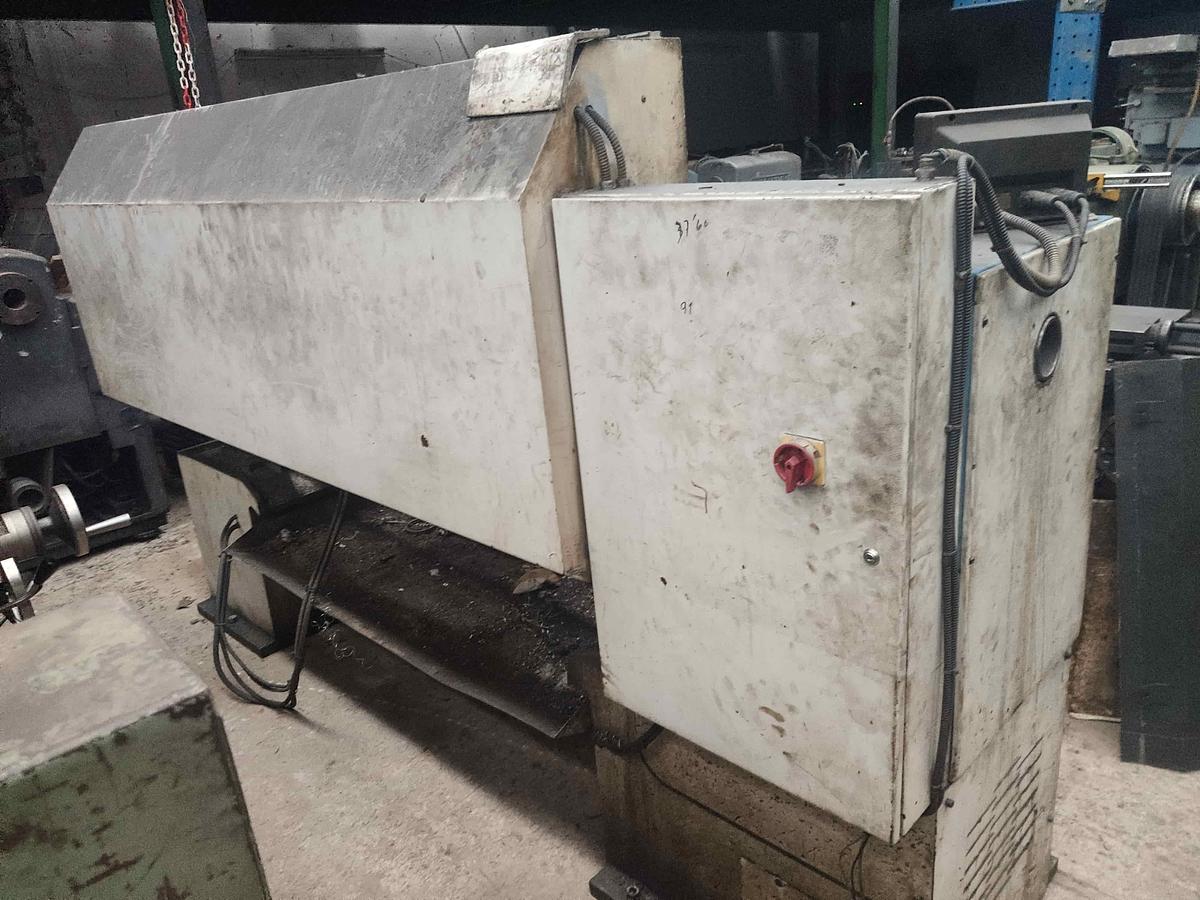 Usado TORNO PINACHO S90-310 DE 1625