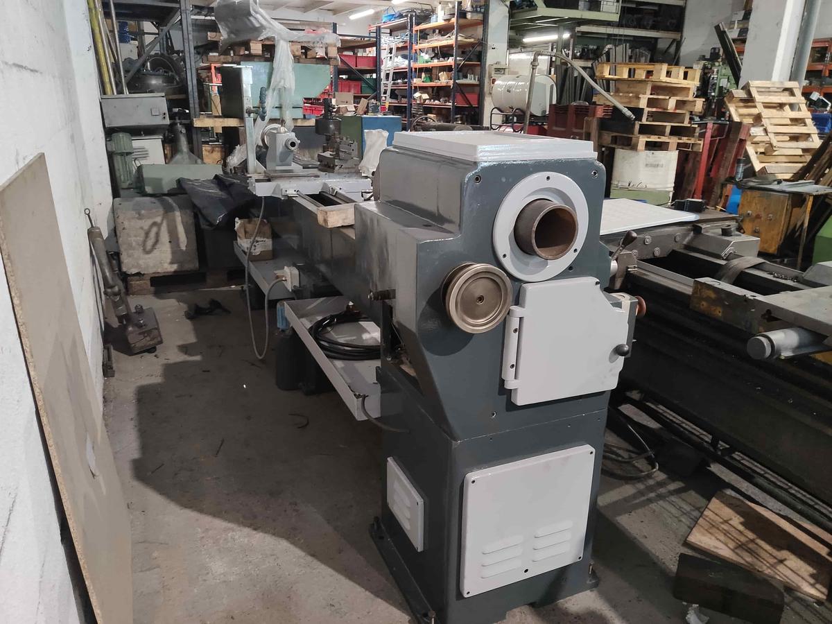 Usado TORNO JASHONE  M215E DE 2000