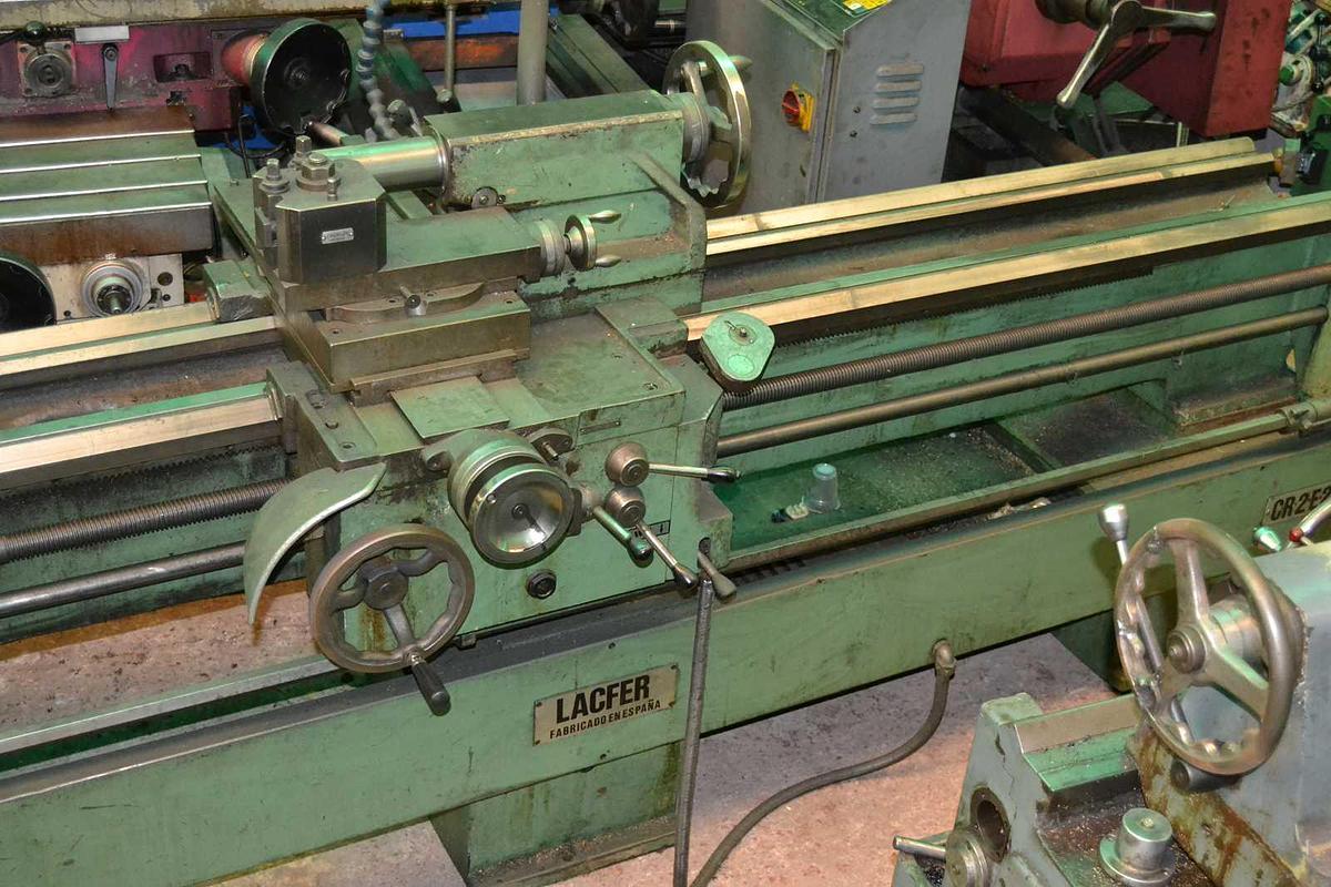Usado TORNO LACFER CR2-E250 DE 2000