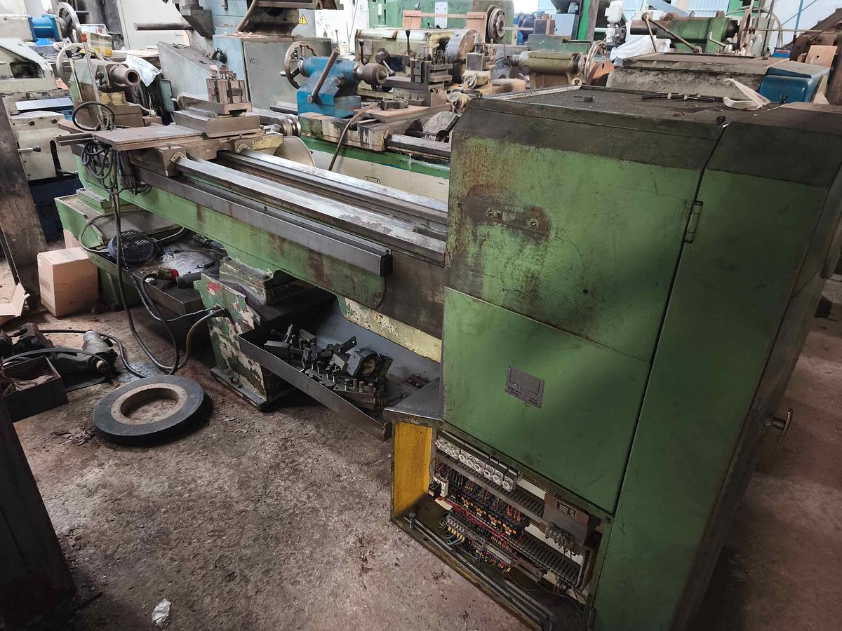 Usado TORNO LACFER CR2-E250 DE 2000