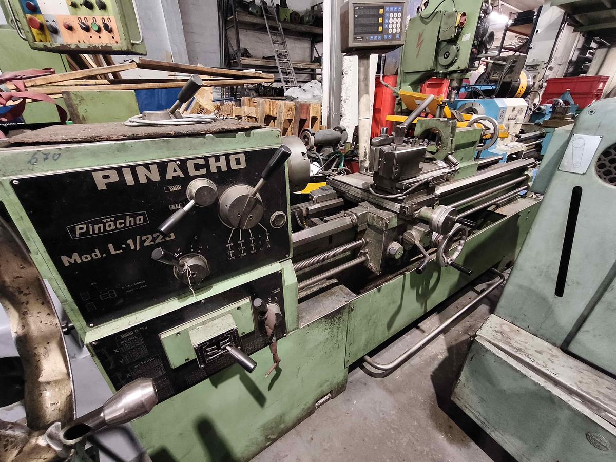 Usado TORNO PINACHO L1-225 DE 1650