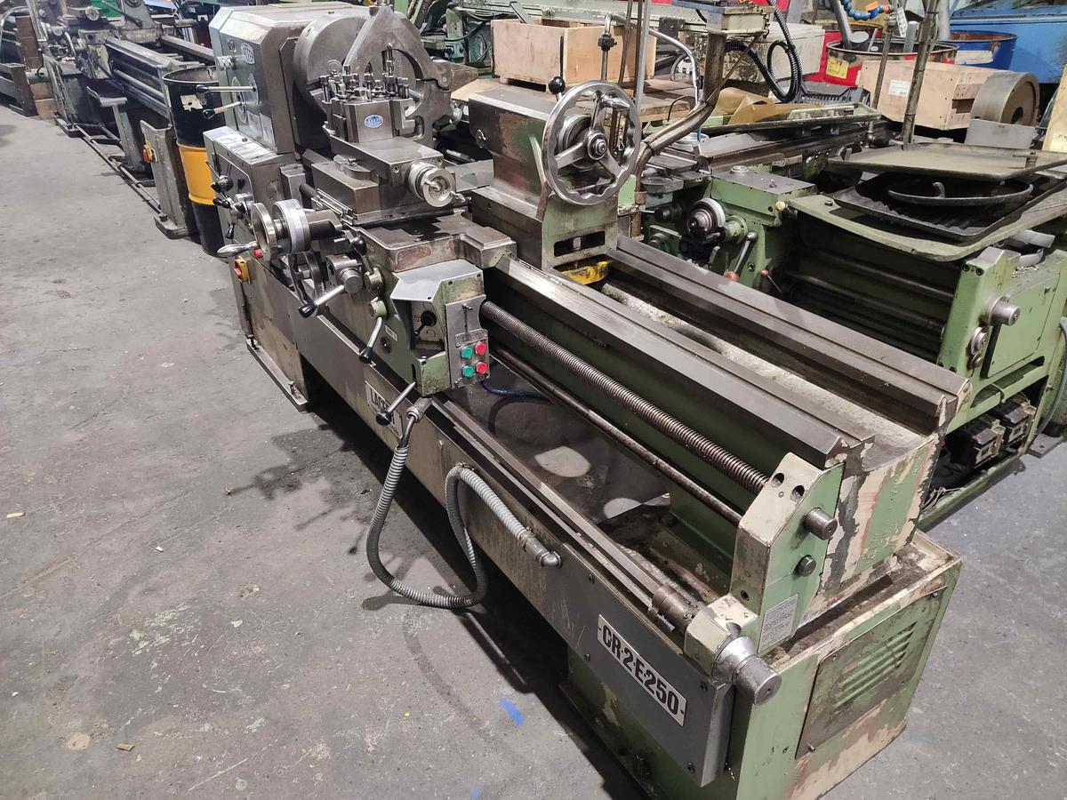 Usado TORNO LACFER CR2-E250 DE 1500