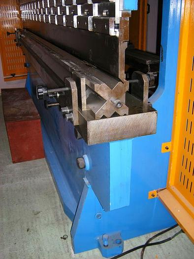 Plegadora MQD DE 3200x125TN