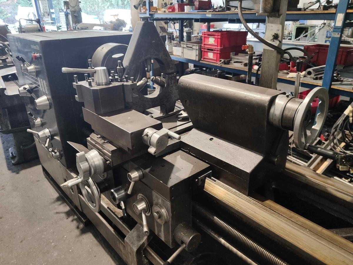 Usado TORNO NERVION 315 DE 1500