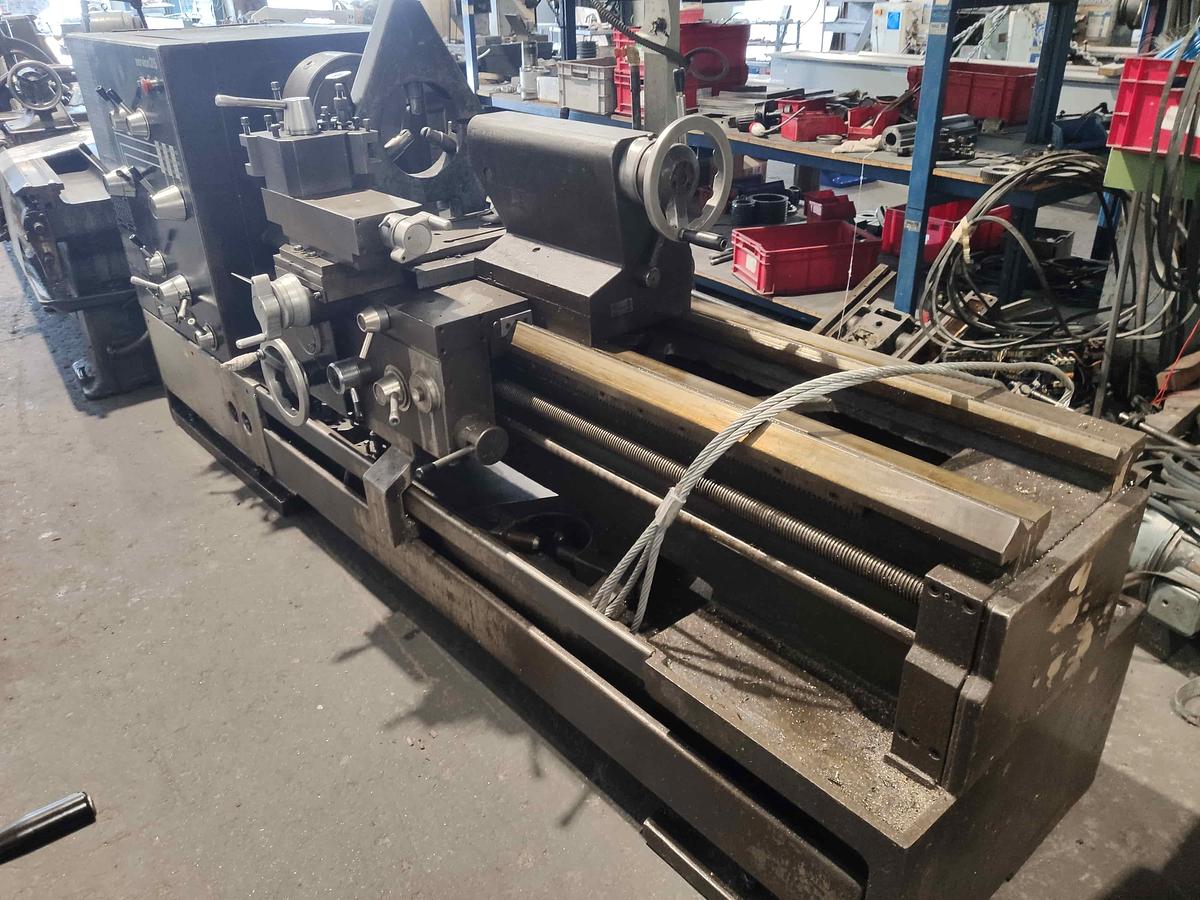 Usado TORNO NERVION 315 DE 1500