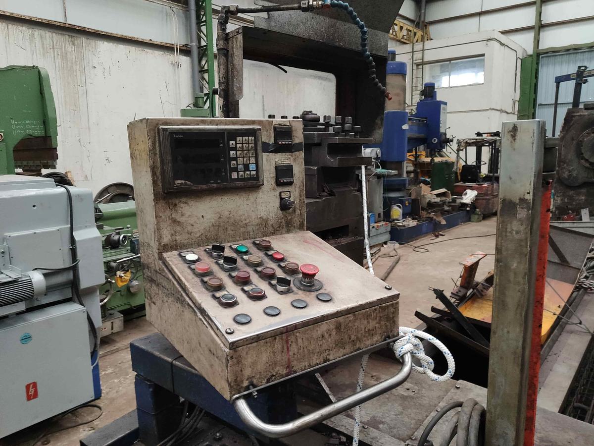 Usado TORNO GURUTZPE SUPER BT DE 8000