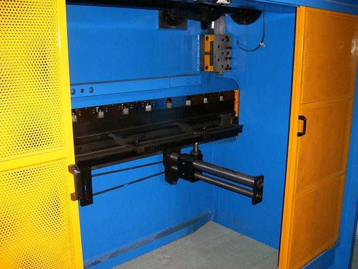 Plegadora MQD DE 3200x125TN