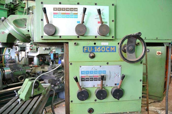 D'occasion FRAISEUSE FEXAC FU160CM