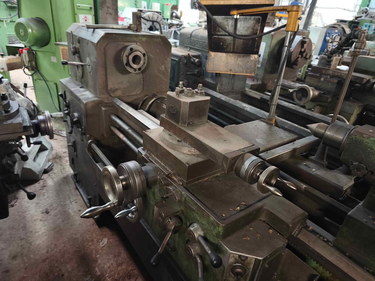 Usado TORNO LACFER CR2-E250 DE 2000