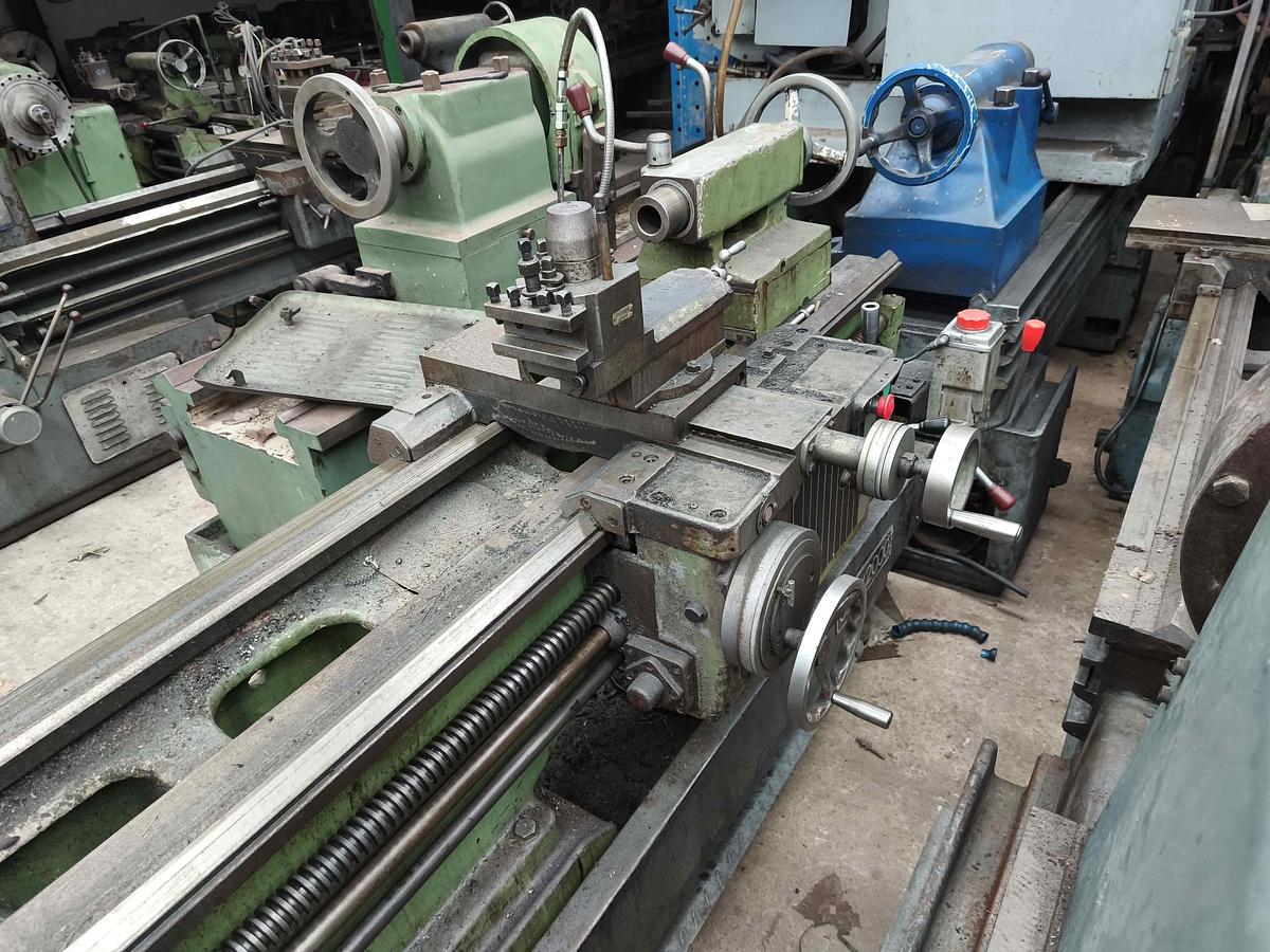 Usado TORNO MORKAIKO LG520DS DE 2000