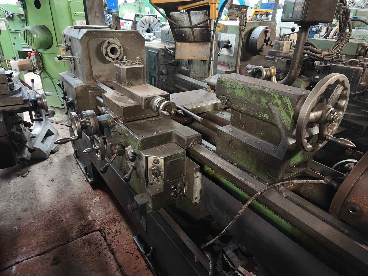 Usado TORNO LACFER CR2-E250 DE 2000