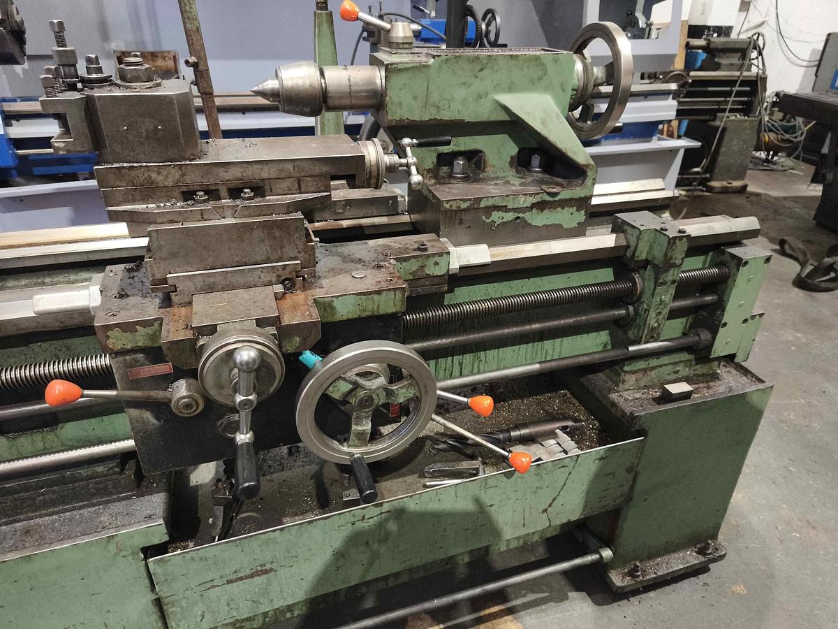 Usado TORNO JASHONE M285-82A DE 2000