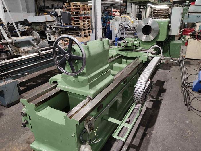 Usado TORNO DEMOOR 825-320 DE 3000