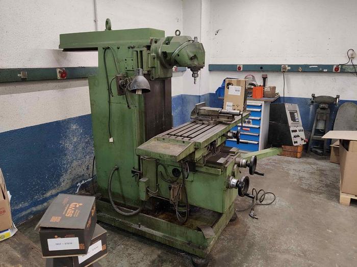 D'occasion FRAISEUSE CME FU2