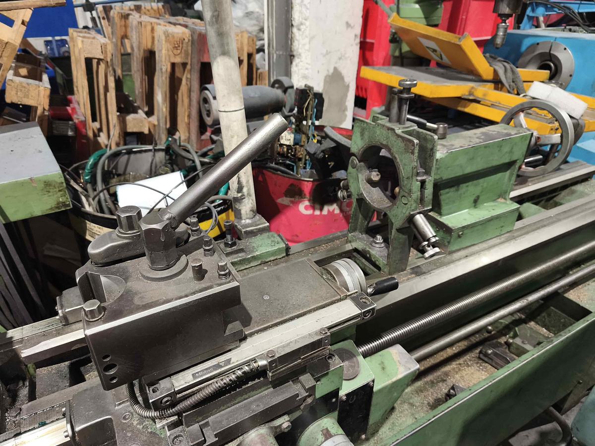 Usado TORNO PINACHO L1-225 DE 1650