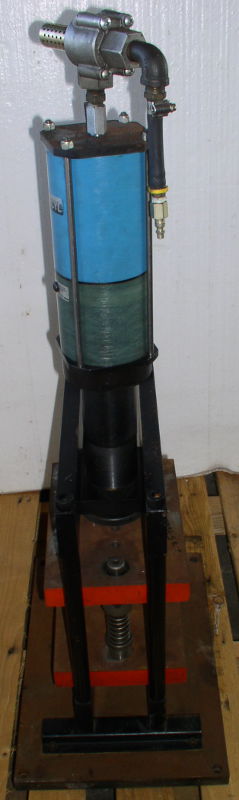 Used Used MultiCyl MultiCage Model 12MCP1215XL Pneumatic Press