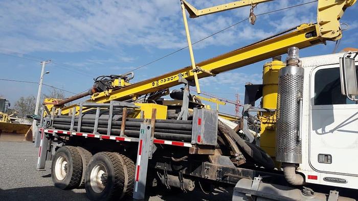 Usado 2012 ATLAS COPCO CAMION FREIGHTLINER PERFORADOR EXPLORAC R50