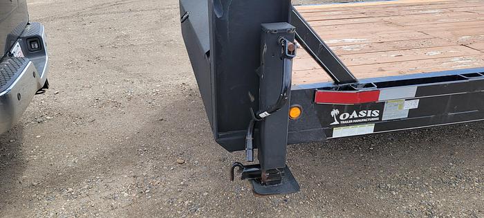 Used 2016 OASIS 25' LOWBOY GOOSE NECK WITH FLIP UP RAMPS 