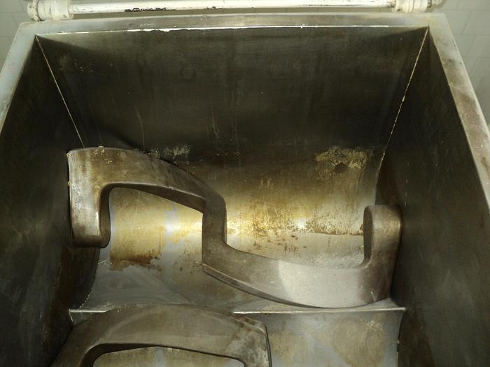 Used (3) HECRONA Z-BLADE MIXERS