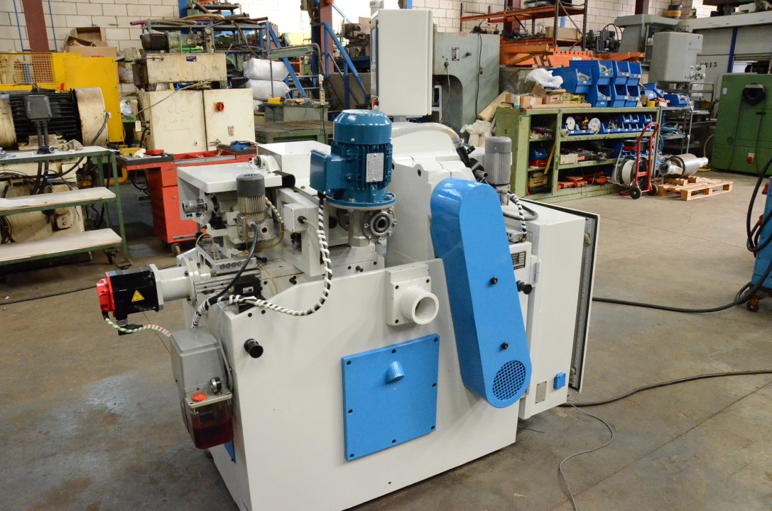 Usado 1989 SENY R-60-H Rectificadoras sin centros #4428