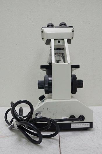 Used Wolfe Binocular Microscope w/ 4 Objectives, 2 WF10X-18MM Eyepieces & Condenser