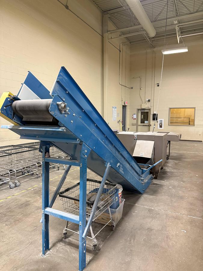 Used New London Engineering 521 Light Duty Parts or Bulk Material Handling Conveyor