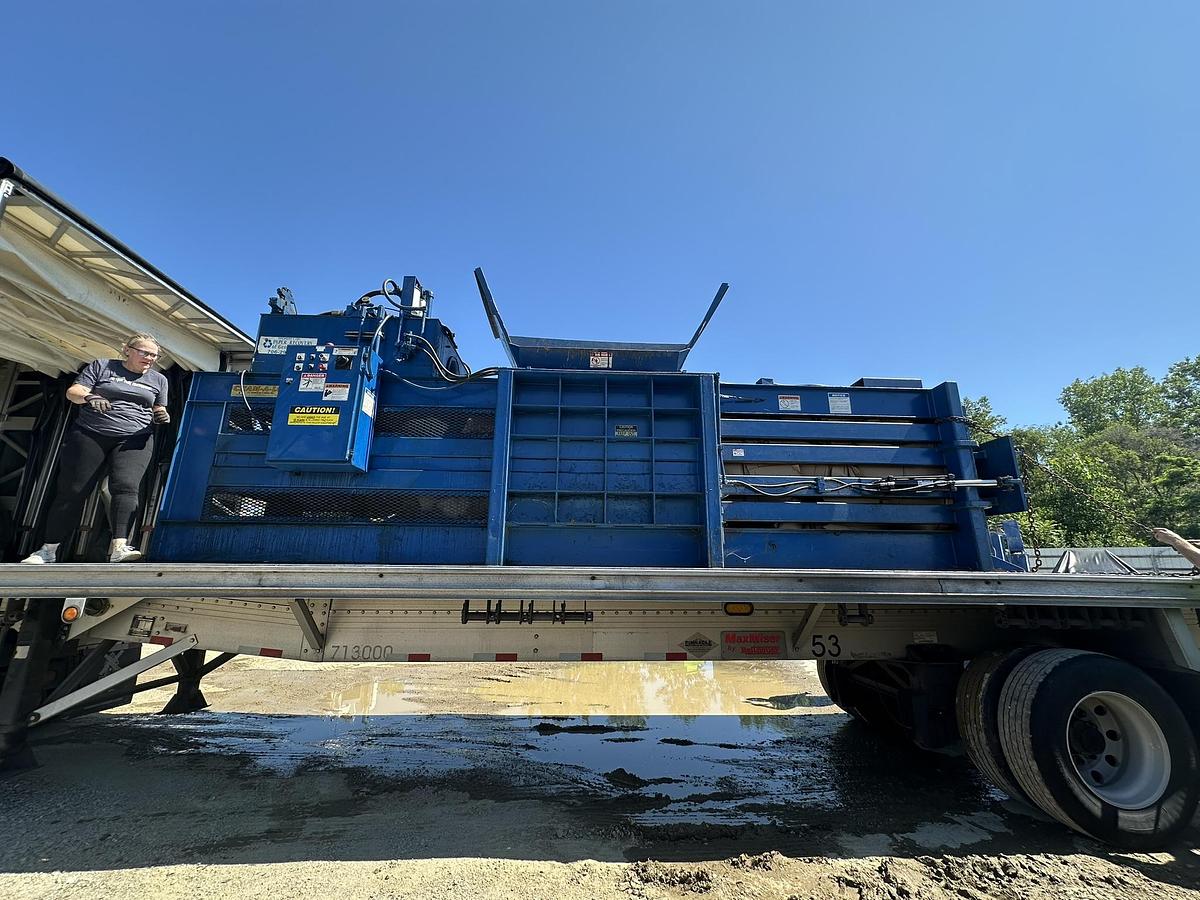 Refurbished Cram-a-Lot HX-72 Closed Door Manual-Tie Baler