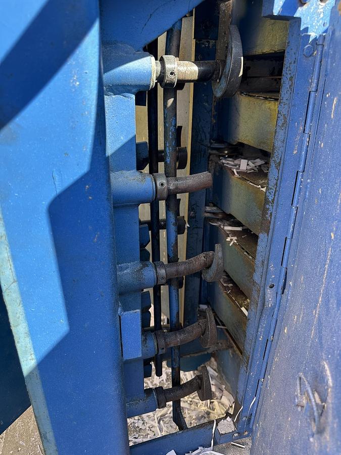 Used Balemaster 4030G-8 Auto-Tie Baler