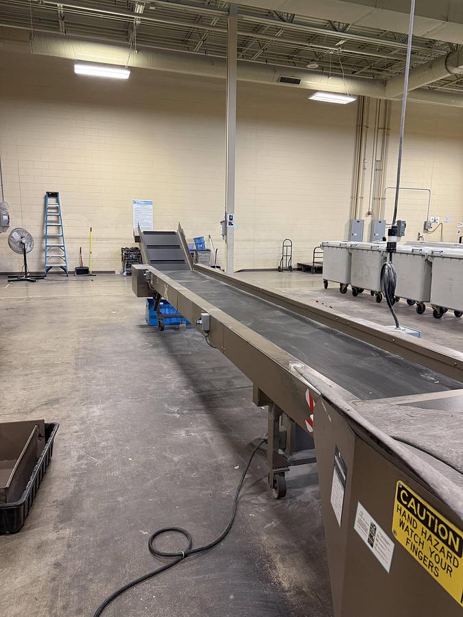 Used Allegheny HLS-84848 Tipper with Sorting Conveyor