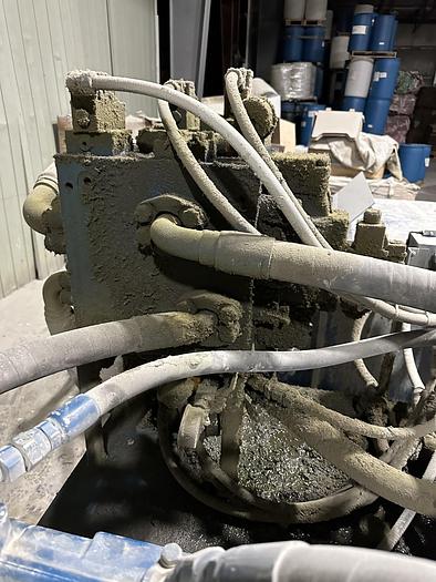 Used Mosley Two-Ram 200T-AP Baler