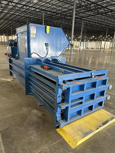 Used 2015 Balemaster 1772-AO Wide Mouth Closed Door Baler