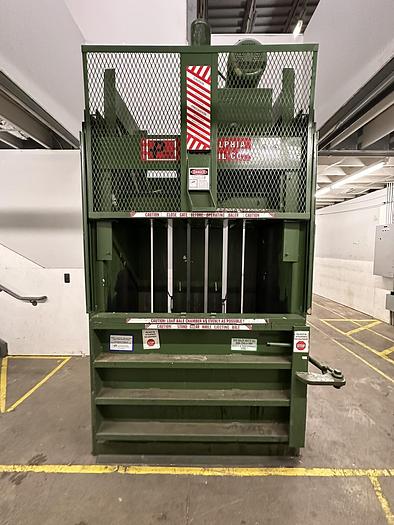 Refurbished PTR 1800HD Vertical Baler
