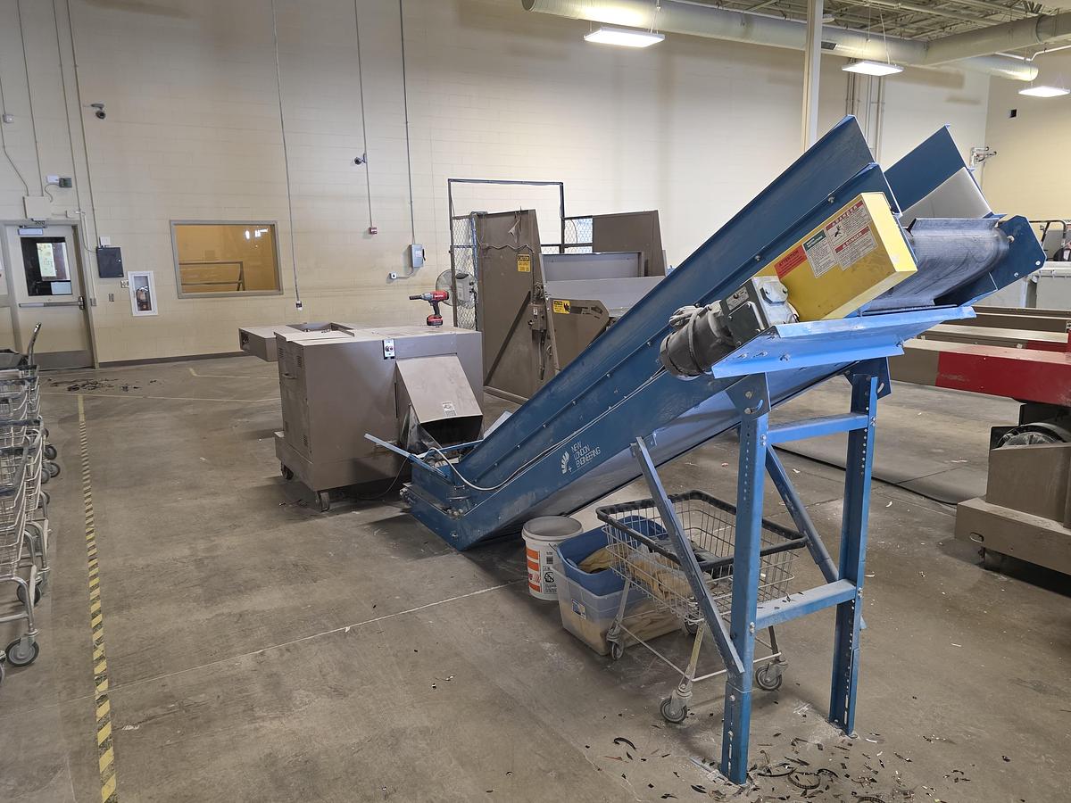 Used New London Engineering 521 Light Duty Parts or Bulk Material Handling Conveyor
