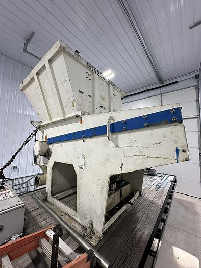 Used 2006 VecoPlan RG 52/60 SWU Short Single Shaft Shredder