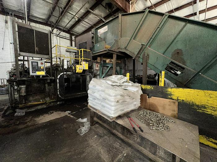 Used Logemann 345 AT Two-Ram Baler
