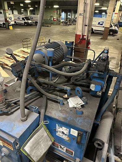 Refurbished Harris / Selco HL-60 M Manual-Tie Baler