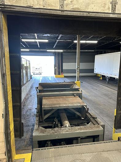 Used Dempster SP2-359 Stationary Compactor