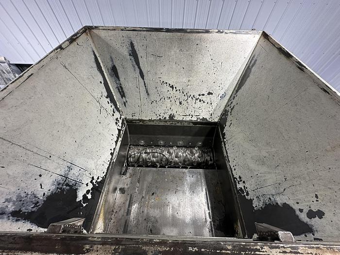 Used 2006 VecoPlan RG 52/60 SWU Short Single Shaft Shredder