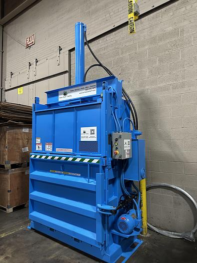 Refurbished Harmony M60CB Vertical Baler