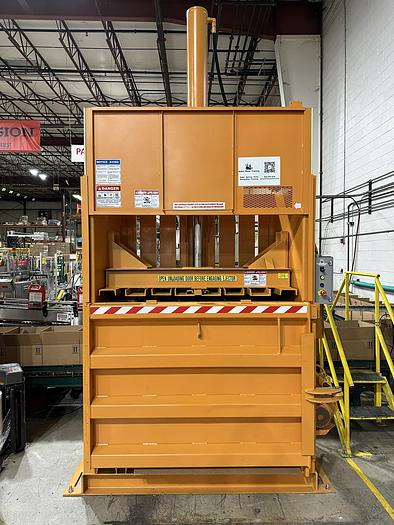 Refurbished Harmony M60CB Vertical Baler