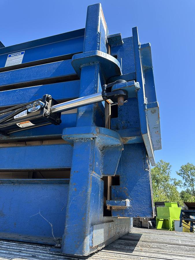 Refurbished Cram-a-Lot HX-72 Closed Door Manual-Tie Baler