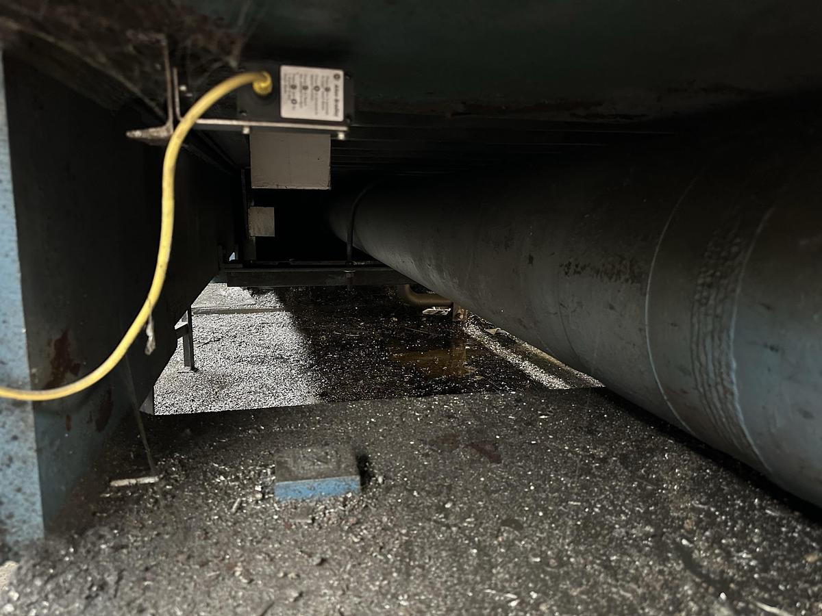 Refurbished Harris  Gorilla 200T-13/9 Two-Ram Baler