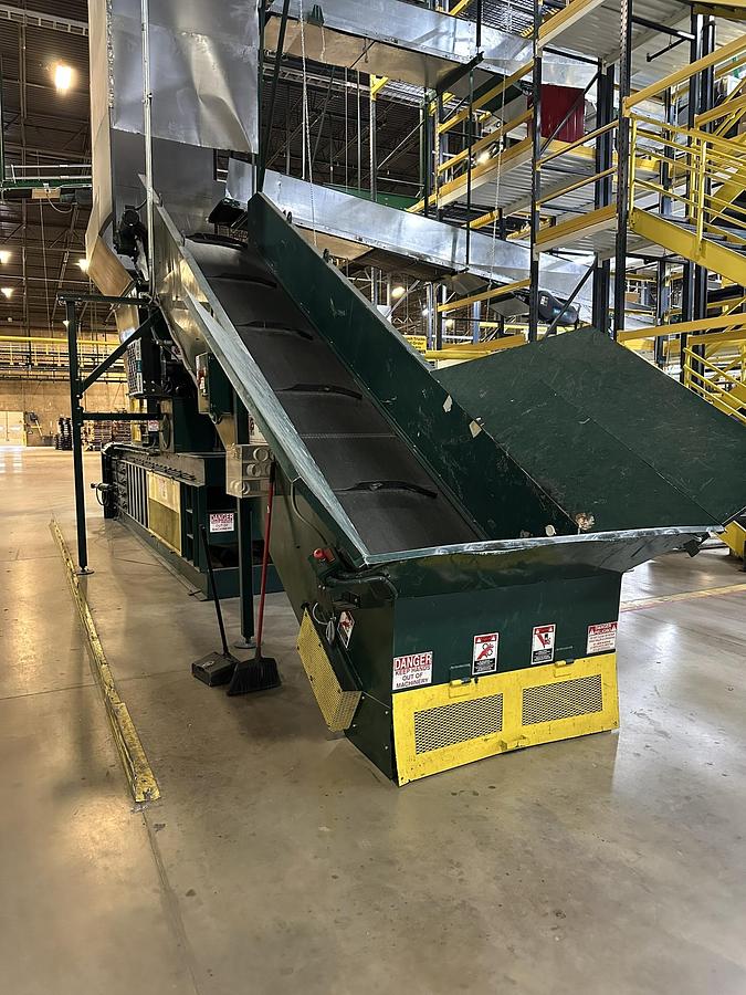 Refurbished 2006 International Baler Corporation NA-1295-48 Closed Door Baler