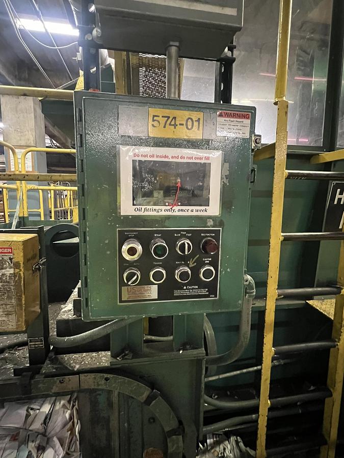 Refurbished Harris HRB-918W-BRBD Two Ram Baler