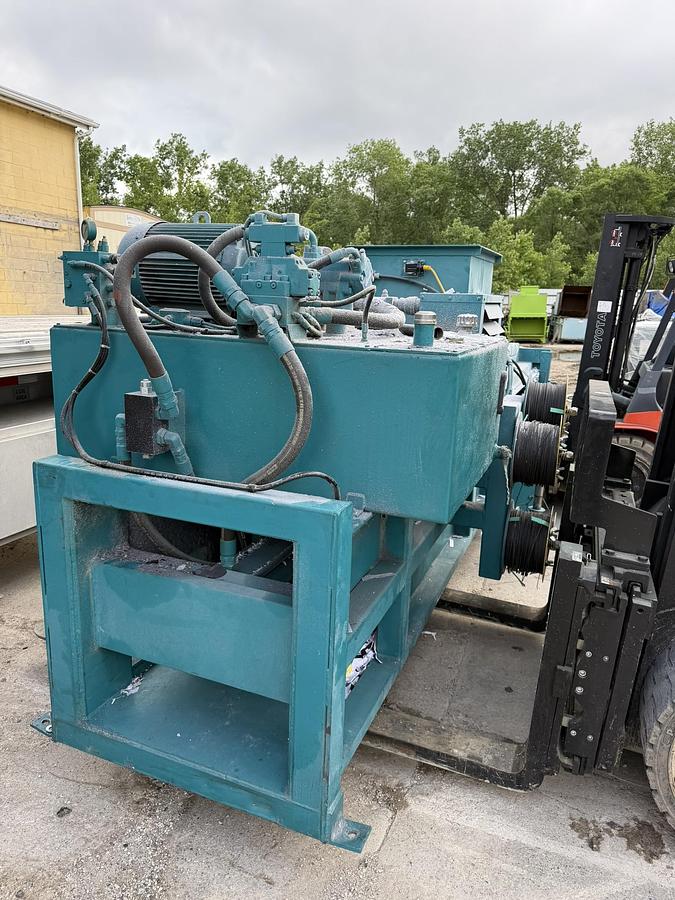Used Maren Engineering 72OE-76-TR Auto-tie Baler