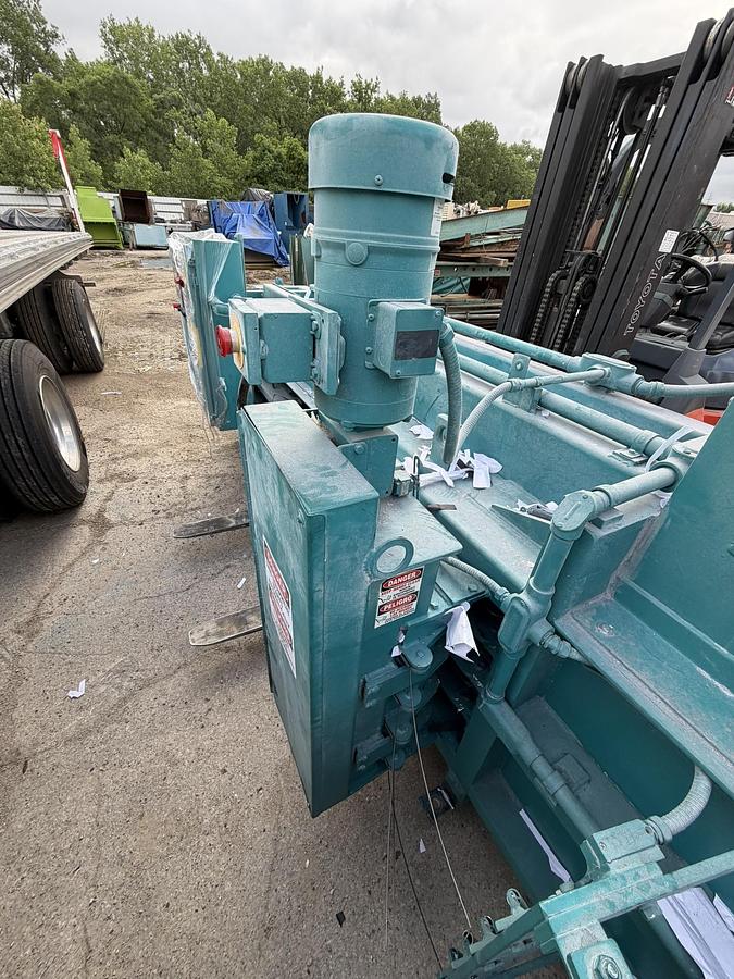 Used Maren Engineering 72OE-76-TR Auto-tie Baler