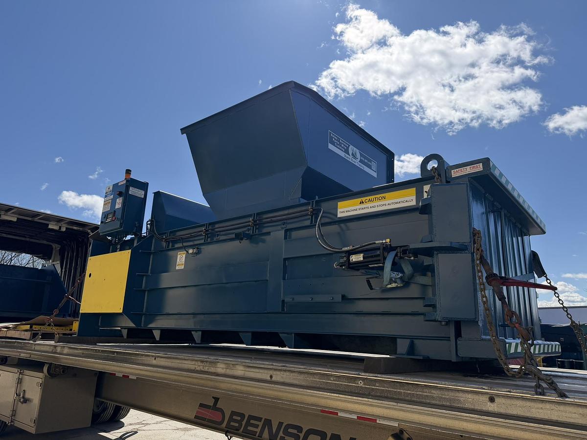 Used Summit F66-4PS Full Eject Closed Door Baler
