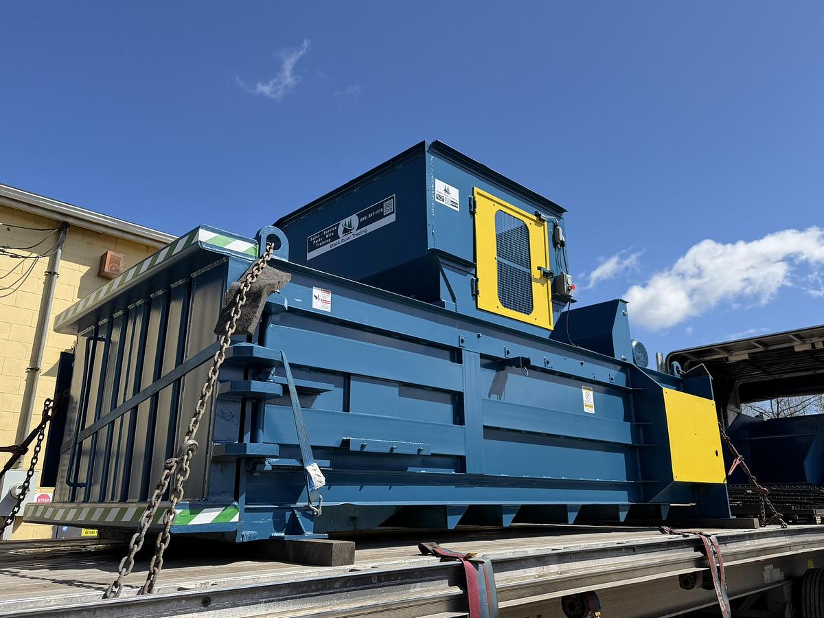 Used Summit F66-4PS Full Eject Closed Door Baler