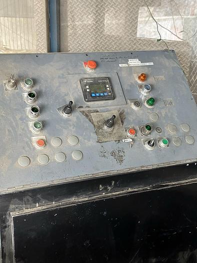 Used Mosley Two-Ram 200T-AP Baler