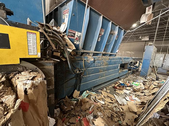 Used Mosley Two-Ram 200T-AP Baler